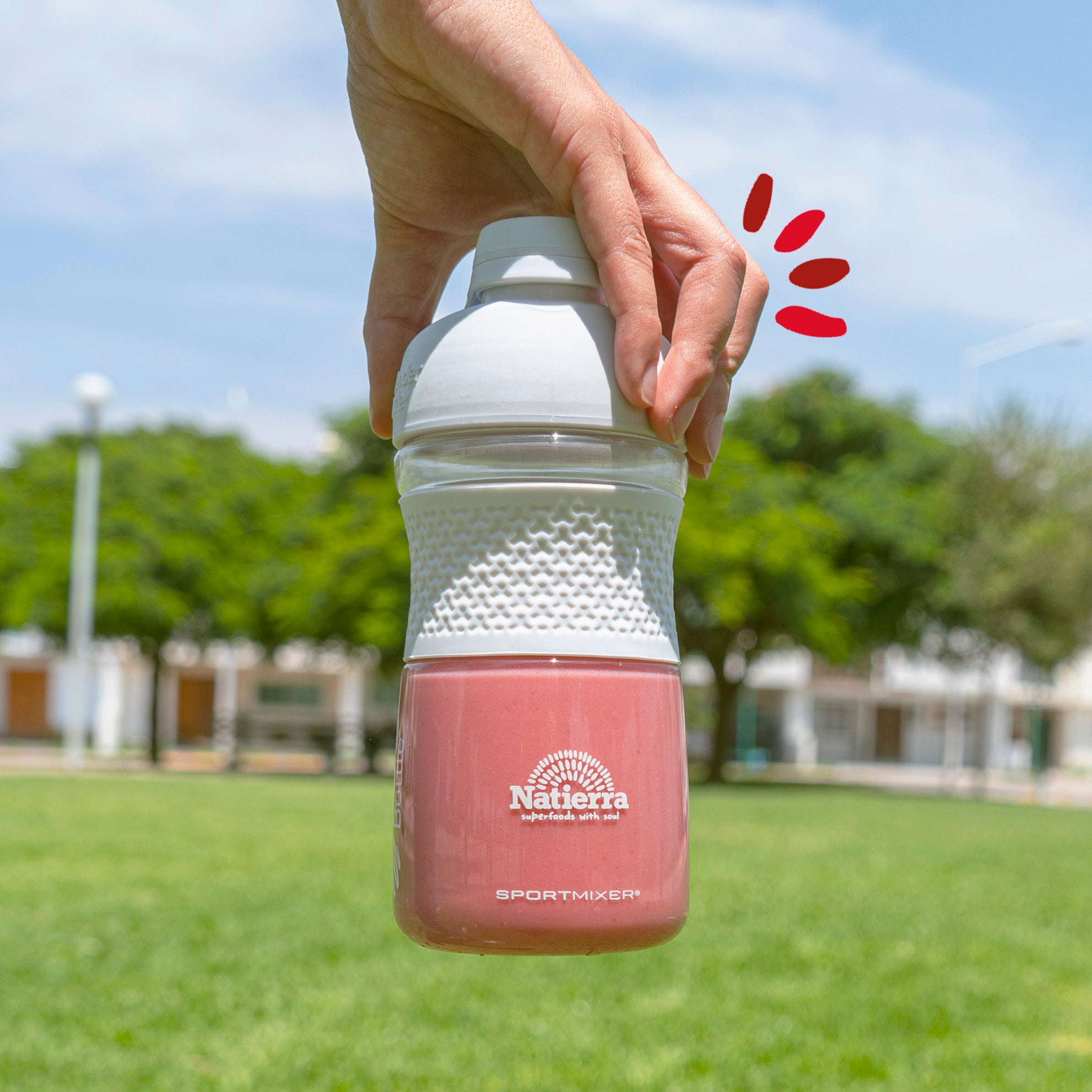 Natierra smoothie in shaker